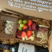 IMG_9034 Box de Vino y Carnes Frías (Caja de Cartón)
