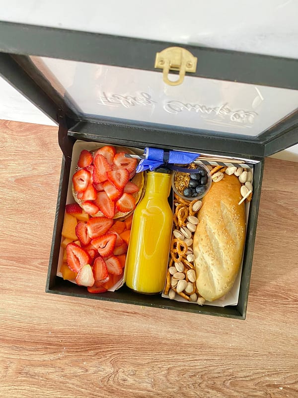 IMG_0871 Desayuno Especial Baguette y Hot Cakes